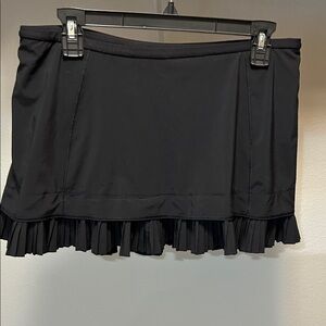 Lululemon Athletica Black Mini Skirt with Ruffle
